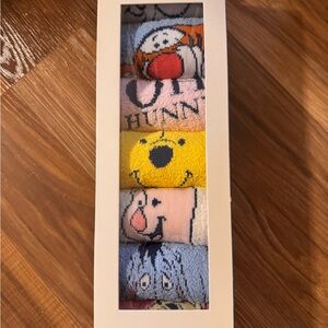 🚨LAST ONE!!Well made cozy Disney Women's Socks Set - Yellow, Pink, Blue, White 7